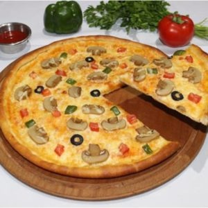 Pizza with mushrooms