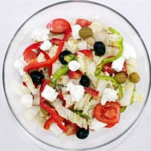 Spring salad with chicken