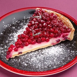 Cowberry tart
