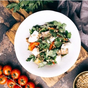 Salad with crispy eggplant