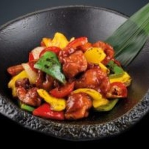 Цыпленок на воке