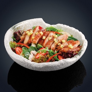 Салат из обжаренного цыпленка