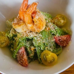Caesar salad with shrimps
