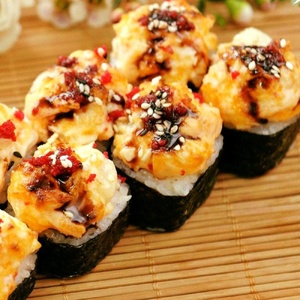 Grilled salmon roll